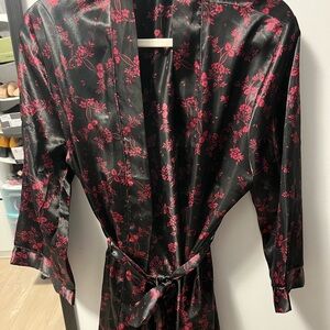 La Vie en Rose | Satin robe